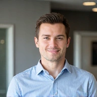 Portret dietetyka Piotra Nowaka